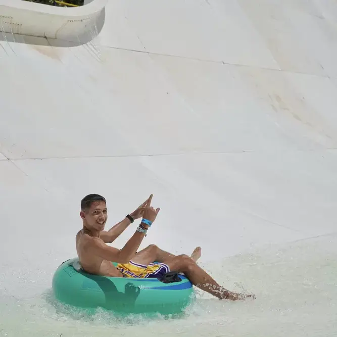 tsunami-first-section-image